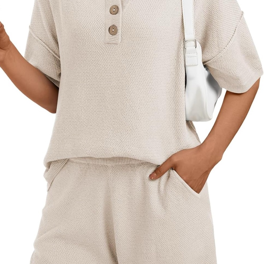 2 Piece knit shorts set